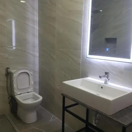 Apartment Piro *