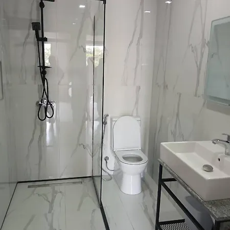 Piro Apartment *