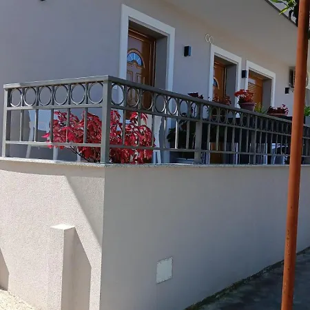 Piro Apartment Sarande