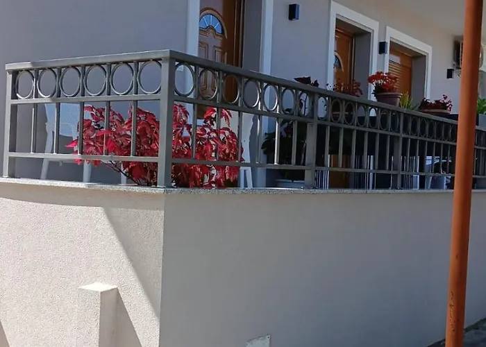 Piro Apartment Sarande